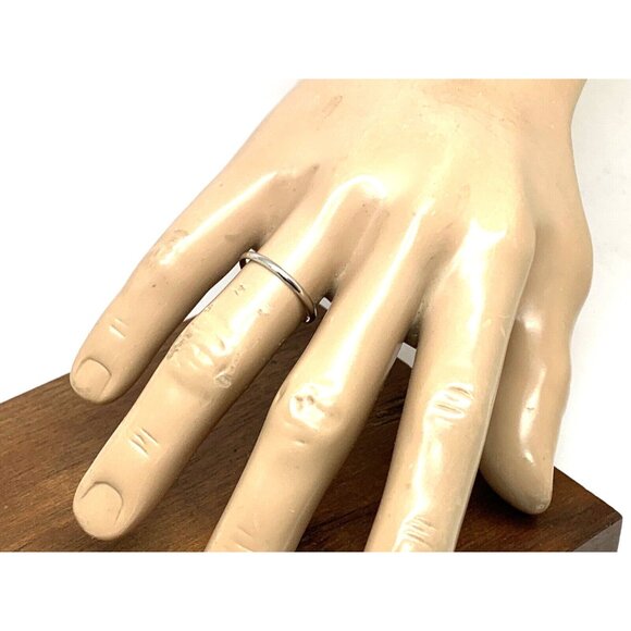 Men's Wedding Band Sterling Silver .925 Thin Plain 1.95mm Wide Ring Size 10 - Picture 13 of 14